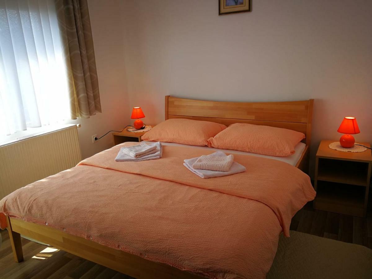 Apartman Marija Brajdic Rakovica Εξωτερικό φωτογραφία