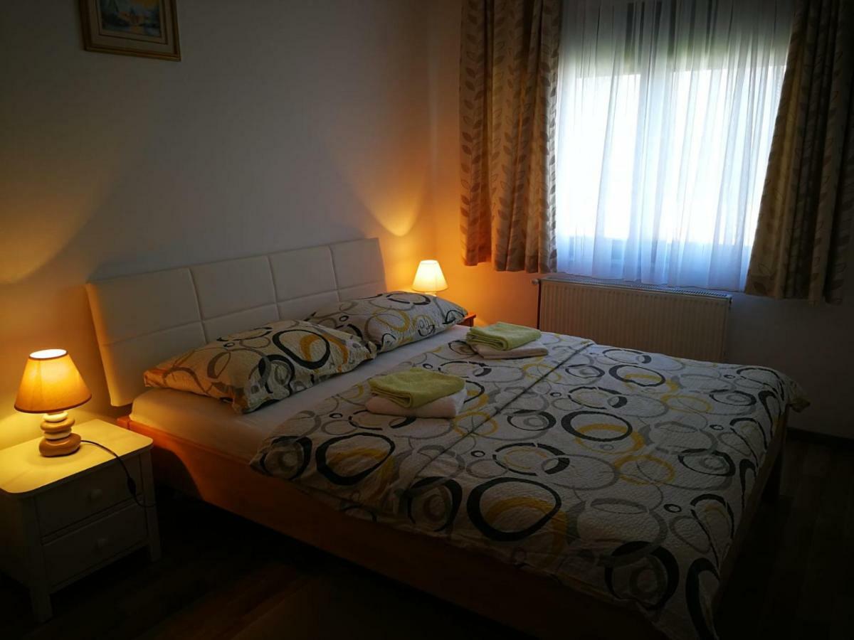 Apartman Marija Brajdic Rakovica Εξωτερικό φωτογραφία